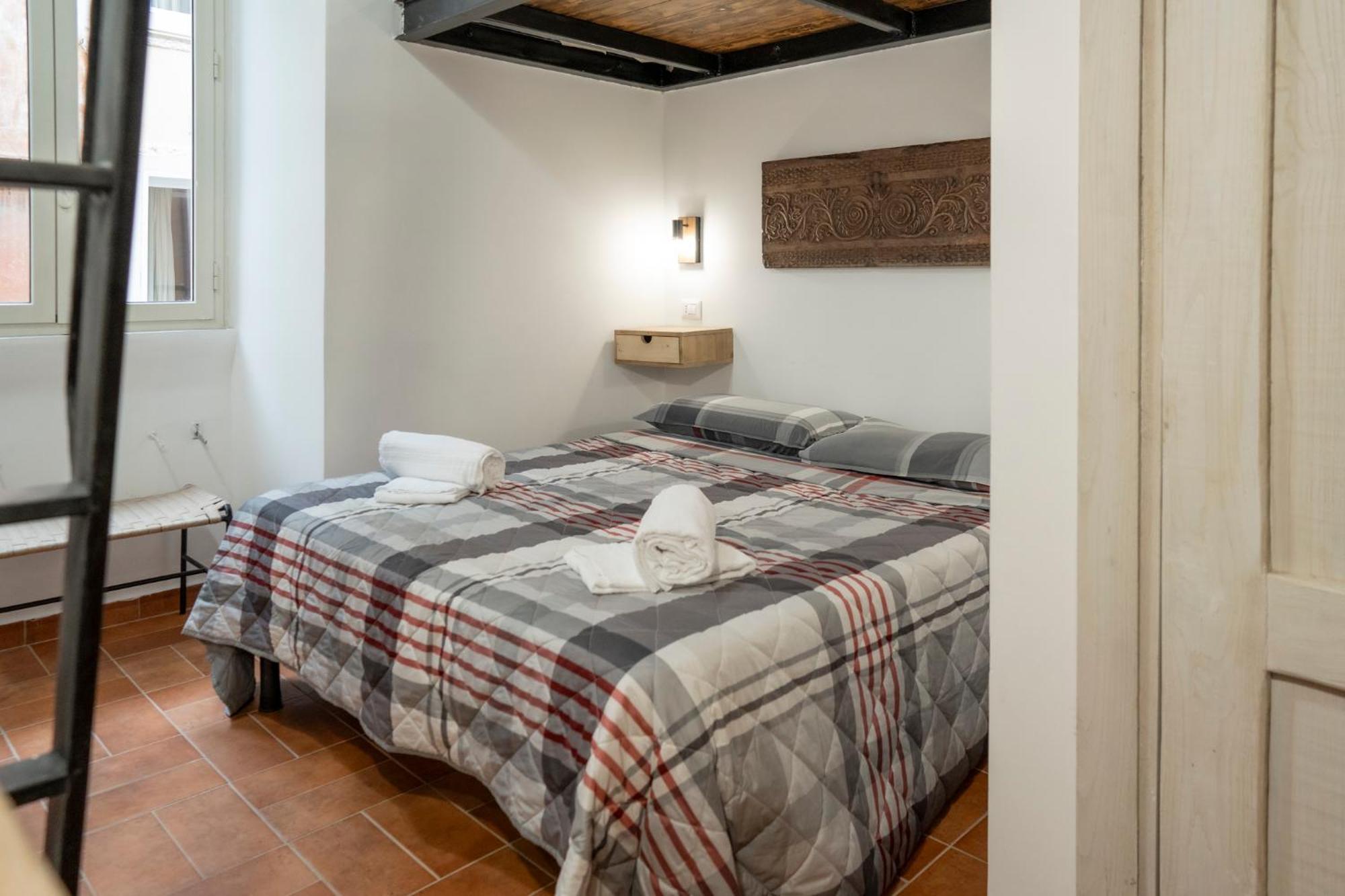 Home Domus Capocci - Rione Monti روما المظهر الخارجي الصورة