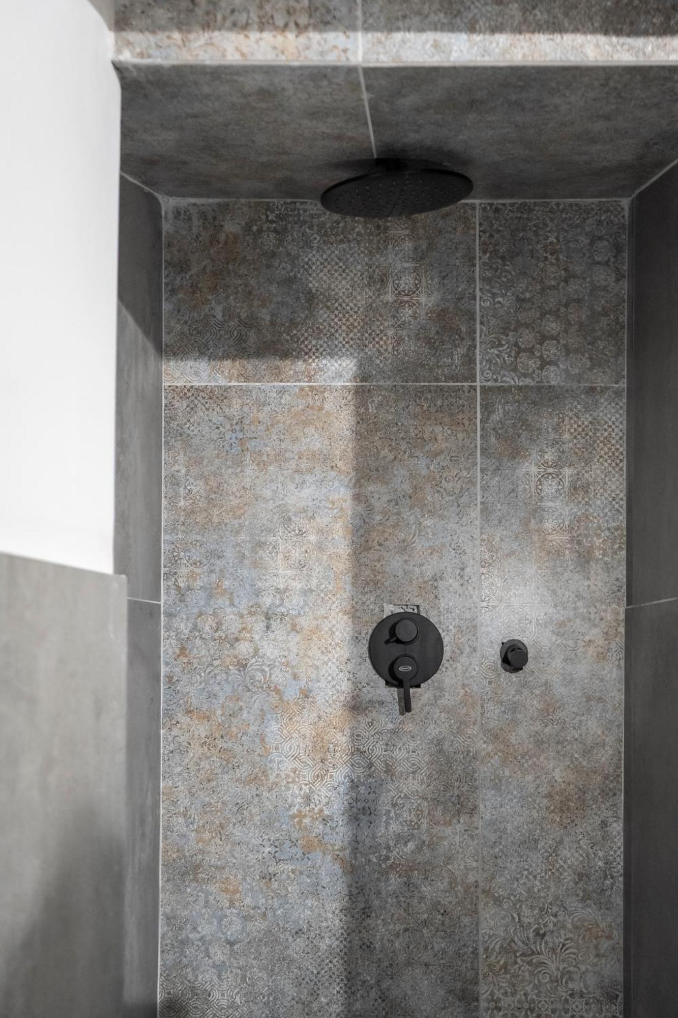 Home Domus Capocci - Rione Monti روما الغرفة الصورة