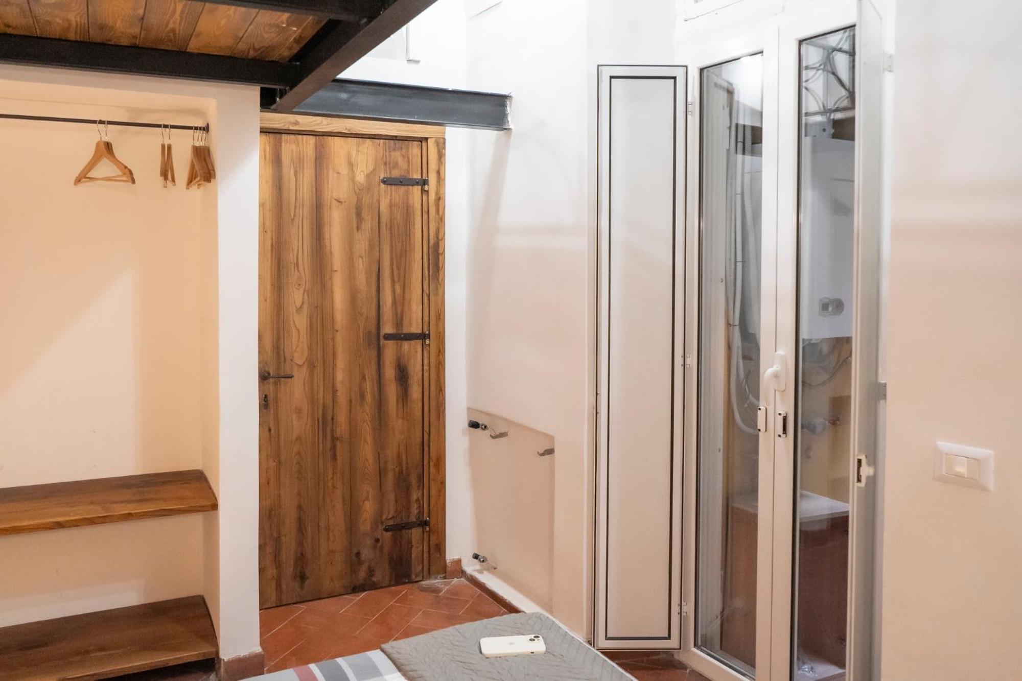 Home Domus Capocci - Rione Monti روما الغرفة الصورة