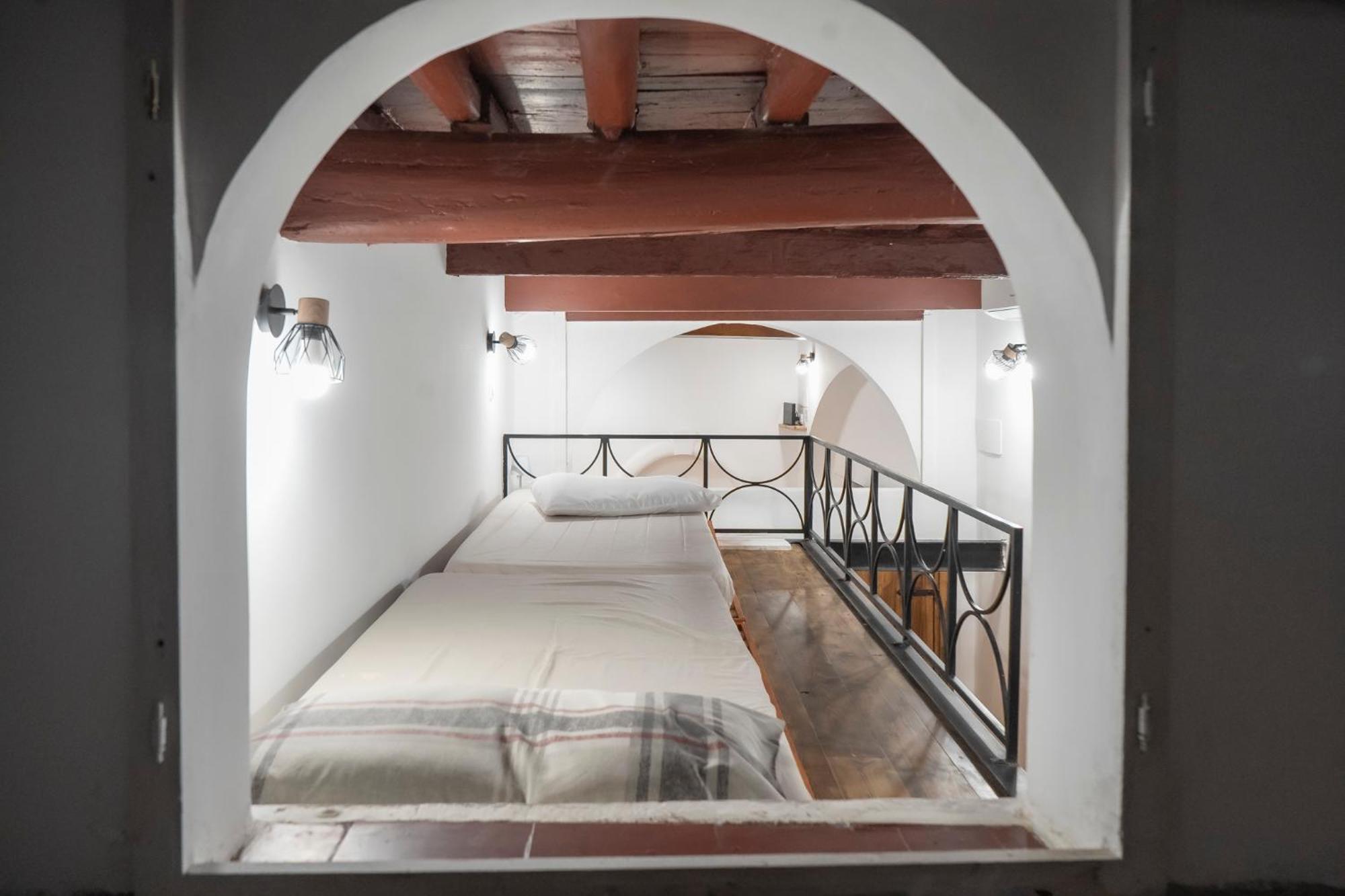 Home Domus Capocci - Rione Monti روما الغرفة الصورة