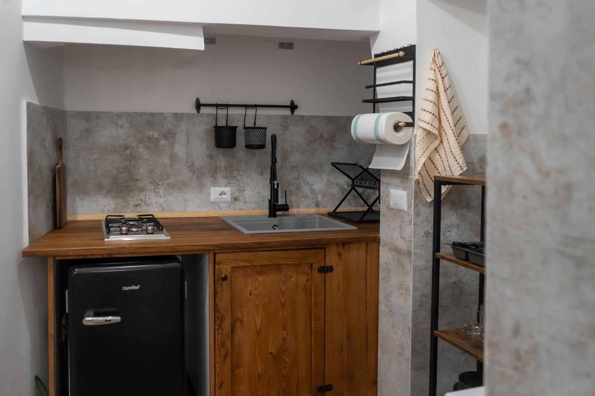 Home Domus Capocci - Rione Monti روما الغرفة الصورة