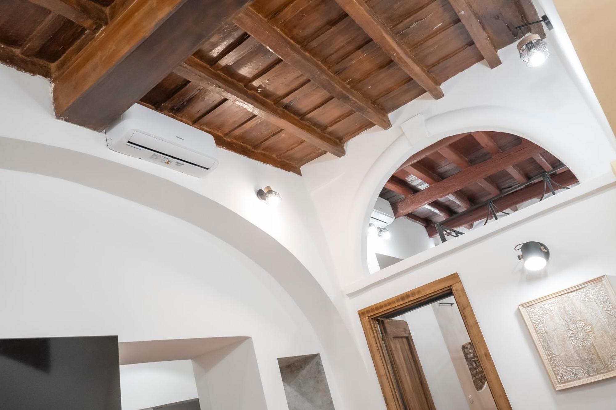 Home Domus Capocci - Rione Monti روما المظهر الخارجي الصورة